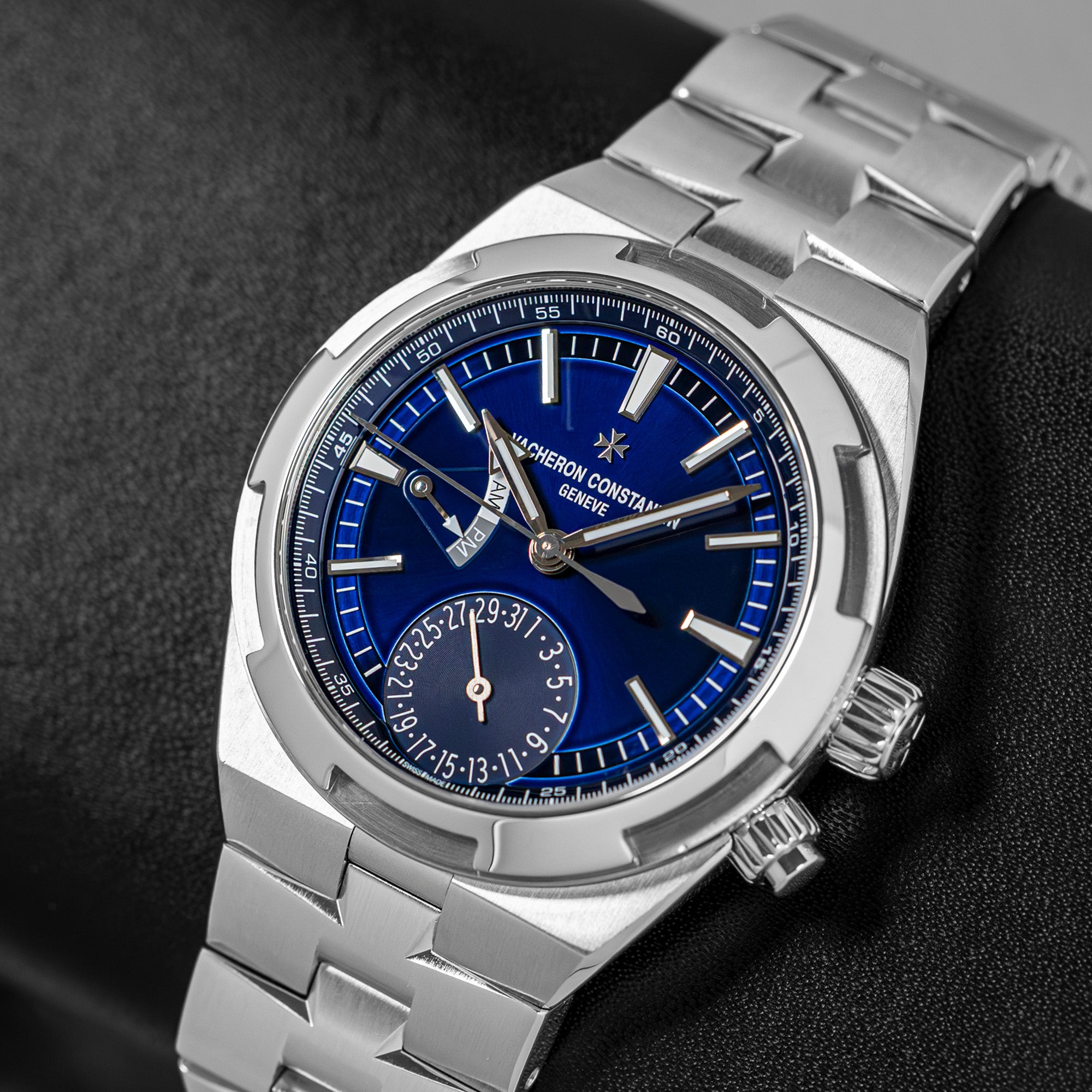 B334 Vacheron Constantin Overseas Dual Time 7900V/110A-B334 | Dallas ...